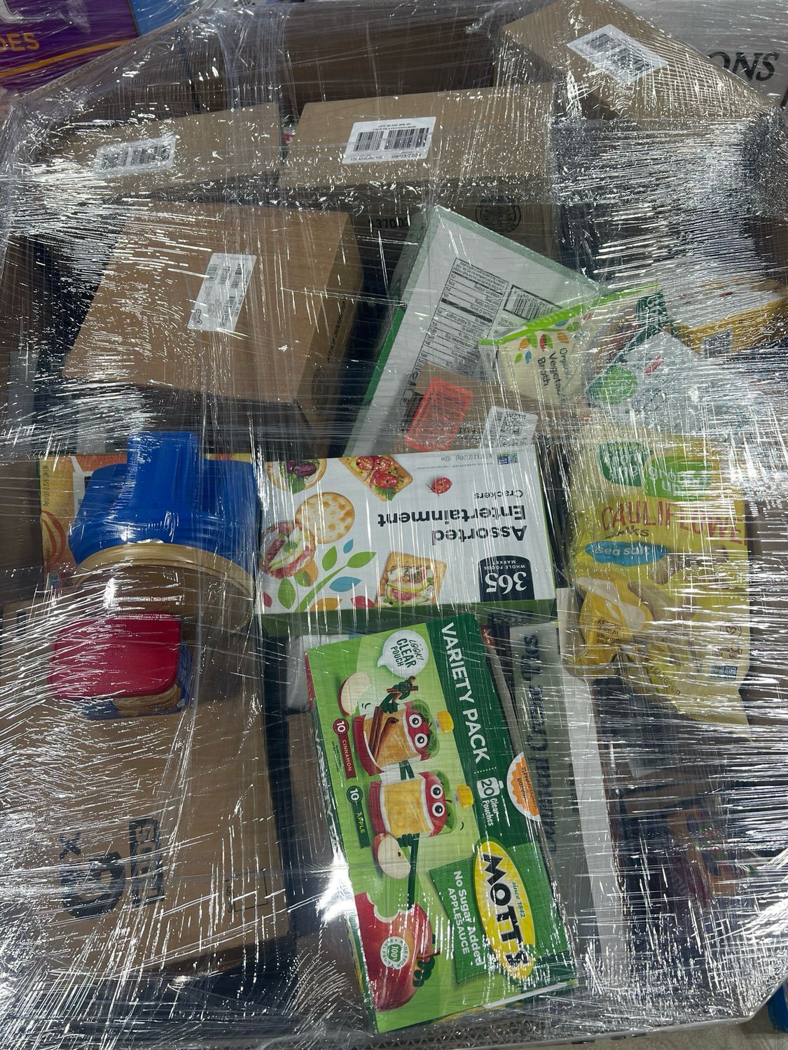 Amazon Food Pallet AMZF-3506 — photo 1 (PC-AMAZO-0013) Amazon Food Pallet AMZF-3506 — listing photo 1, lot PC-AMAZO-0013